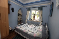 apartment-bed